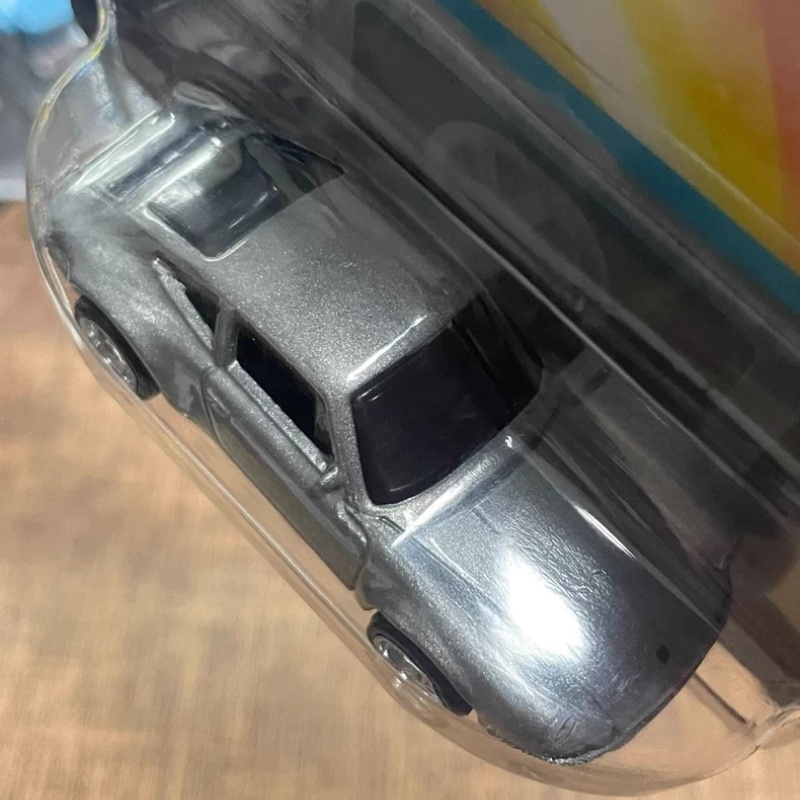 Hot Wheels Premium Pop Culture - Vintage Collectible Guns reseña y precio