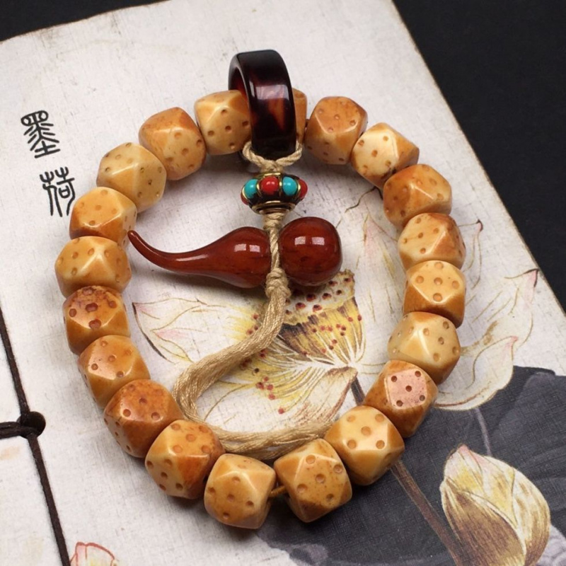 Bone Jadified Old Materials wi - Vintage Collectibles And More reseña y precio