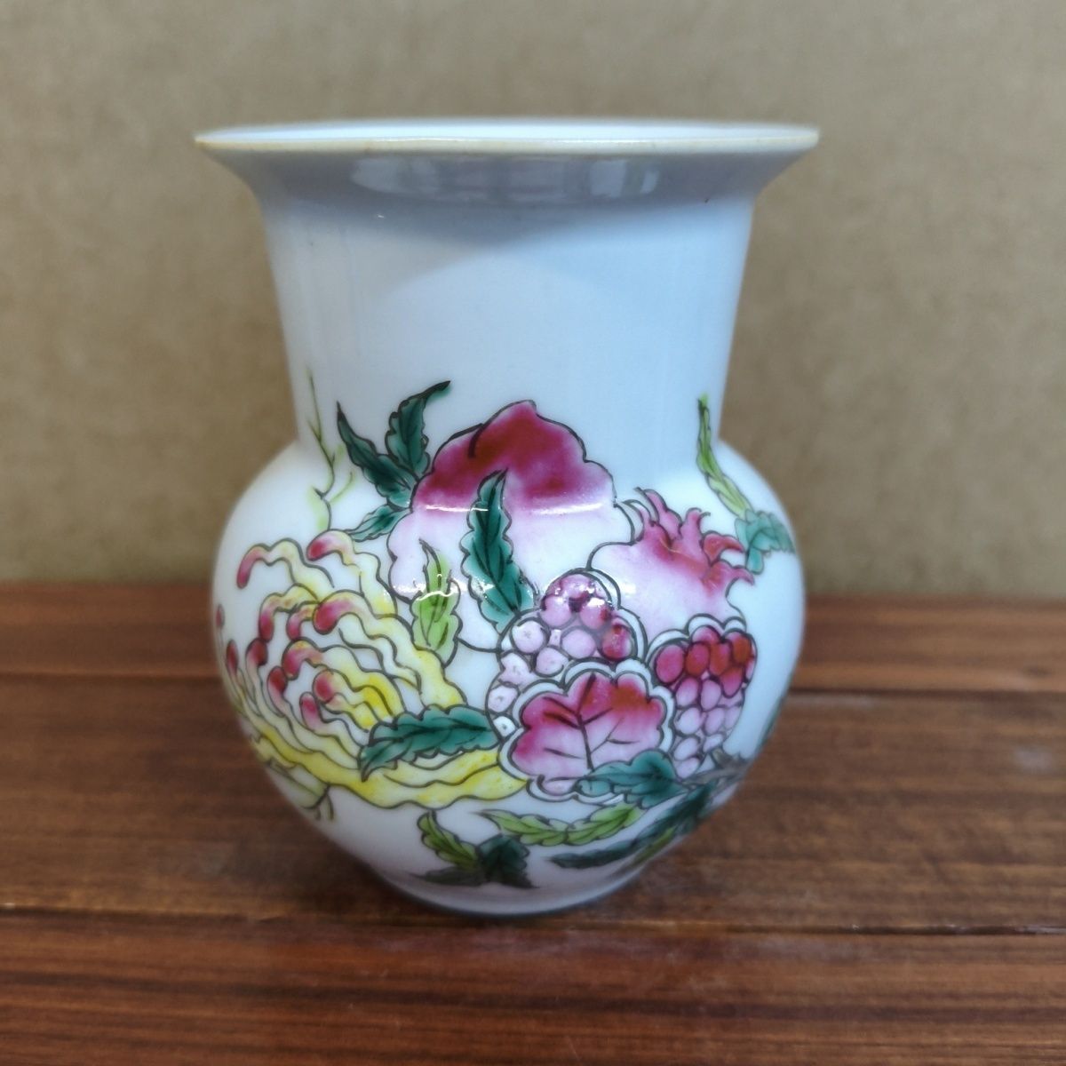 Vintage Collected Sanduo Image - Vintage Collectibles And More reseña y precio