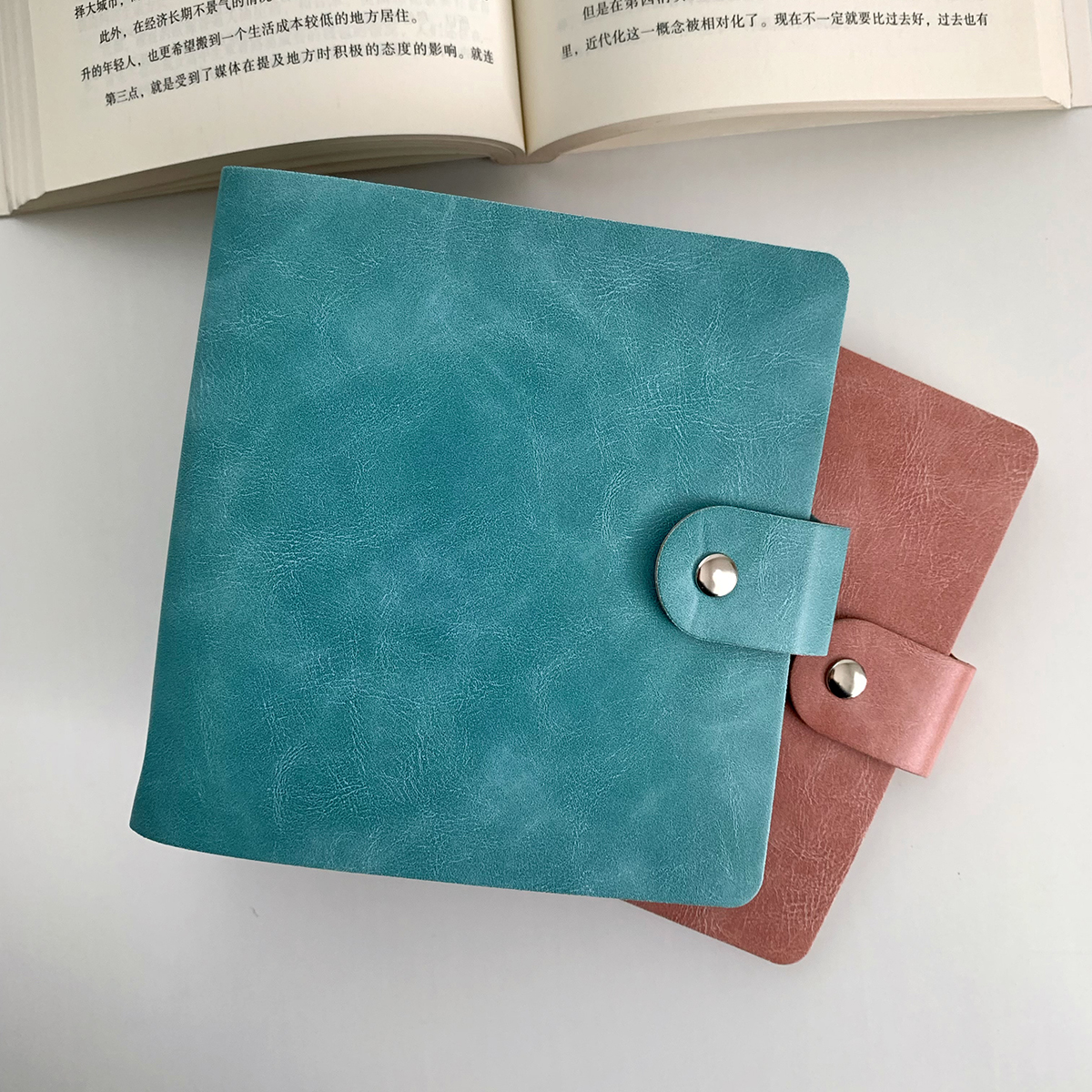 Journal GO 25pages PU Leather  - Vintage And Collectible Books reseña y precio